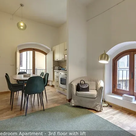 Apartman Mamo - Erika & Keira